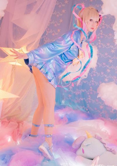被女人跪下吃JJ有多疼_超清HD高清在线观看